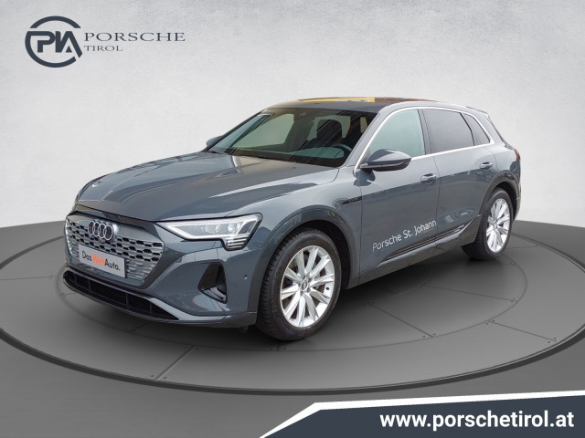 Audi Q8 e-tron Quattro Business 55