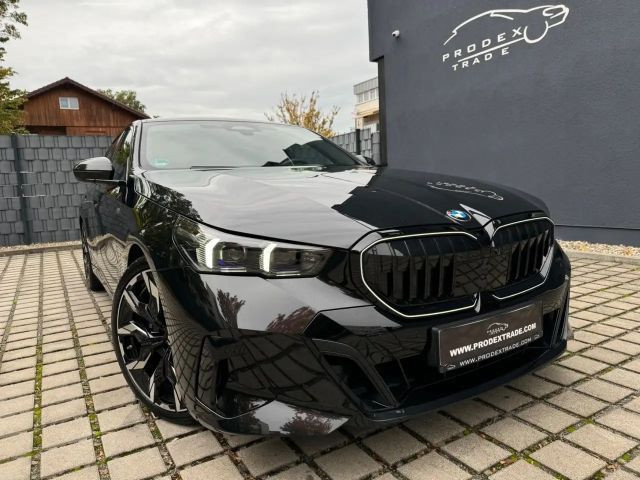 BMW 5 Serie 520 M-Sport xDrive Sedan 520d