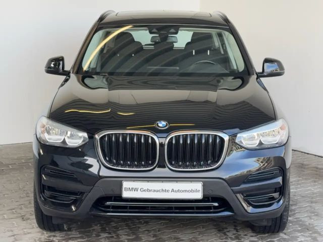 BMW X3 Advantage pakket xDrive20d