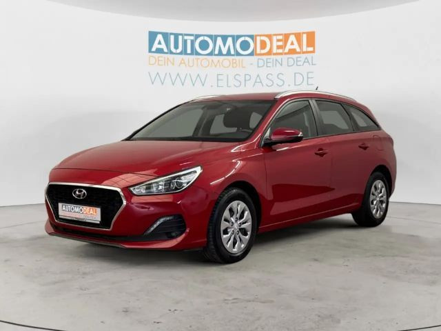 Hyundai i30 Kombi TEMPOMAT PDC BLUETOOTH KLIMA USB MULTIFLENKR