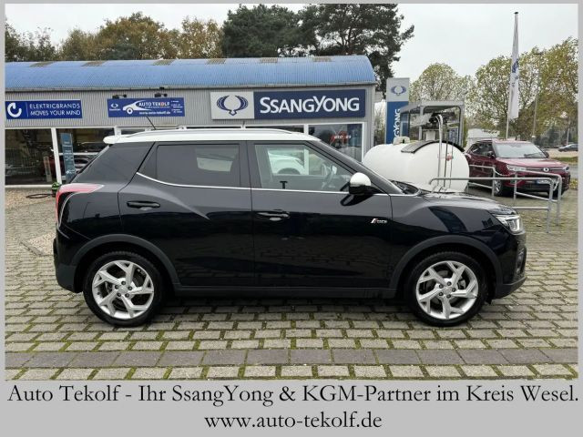 SsangYong Tivoli 1.5l Fizz, Allwetter,Anhängerkupplung. Garantie