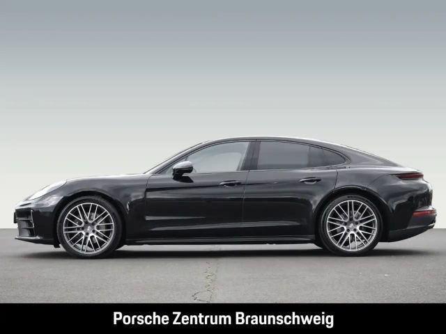 Porsche Panamera 4