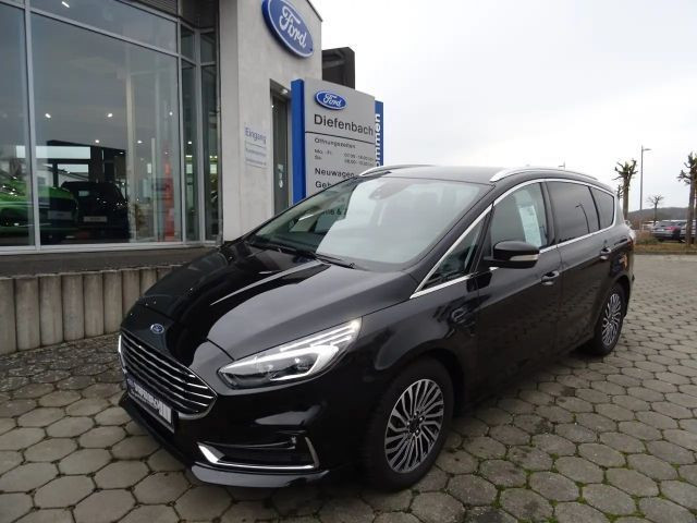 Ford S-Max Titanium