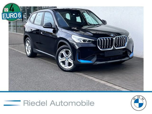 BMW iX1 xDrive30