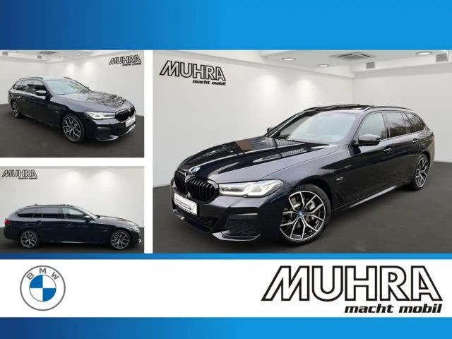 BMW 5 Serie 530 M-Sport xDrive Touring 530e