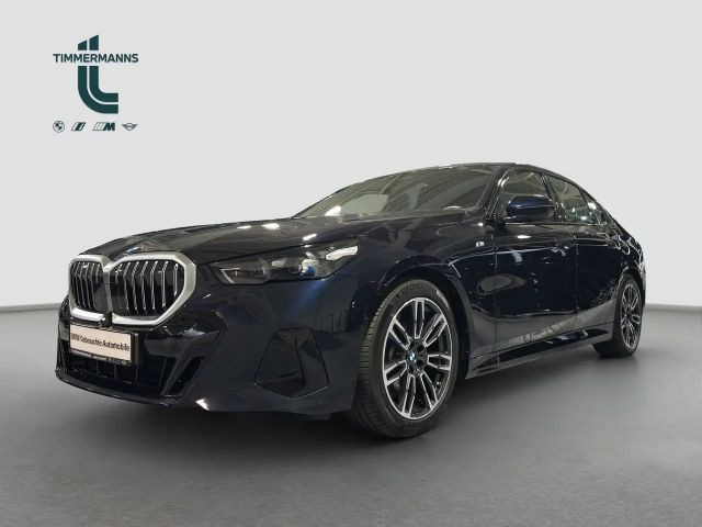 BMW 5 Serie 520 M-Sport Sedan 520d