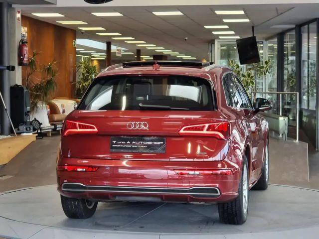 Audi Q5 Quattro S-Tronic Hybride