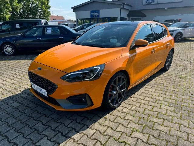 Ford Focus ST Line