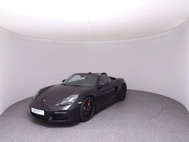 Porsche Boxster S 718