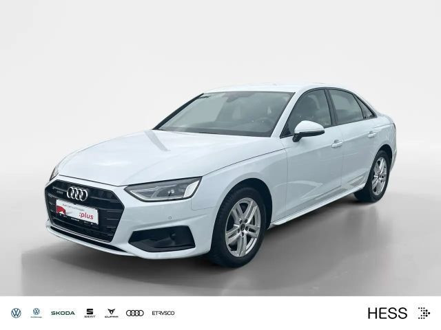 Audi A4 Sedan Quattro 40 TFSI