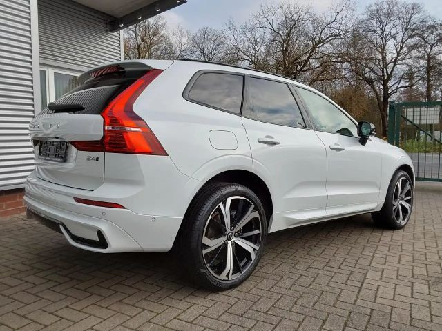 Volvo XC60 AWD Plus Dark