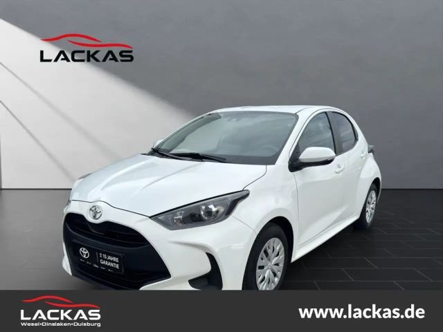 Toyota Yaris 1.0 VVT-i Basis