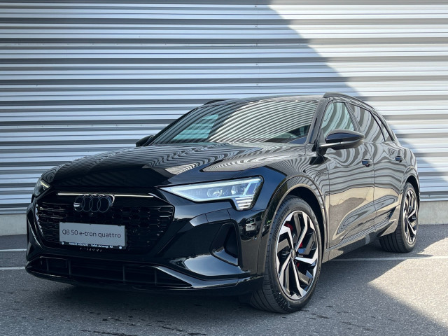 Audi Q8 e-tron Quattro Business 50