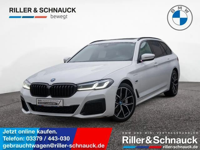 BMW 5 Serie 530 M-Sport xDrive Touring 530e