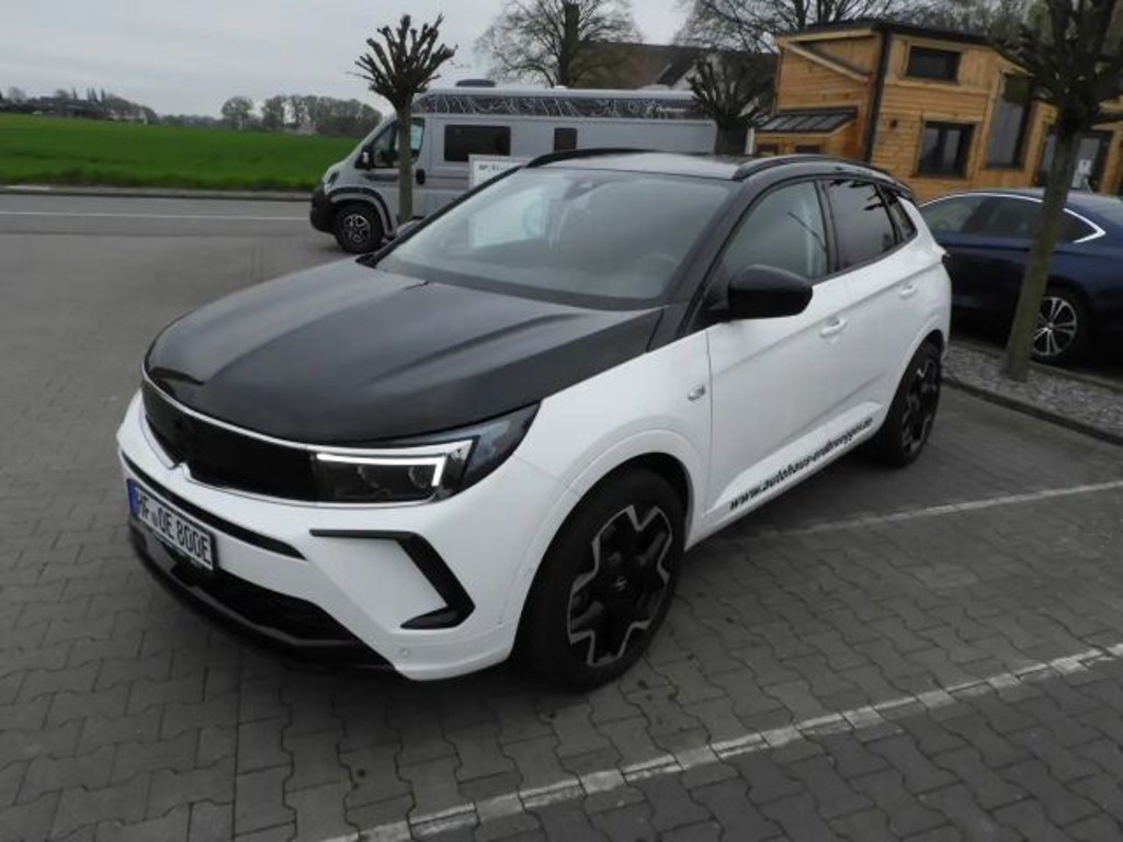 Opel Grandland X Innovation Hybrid 4 Hybrid GSe