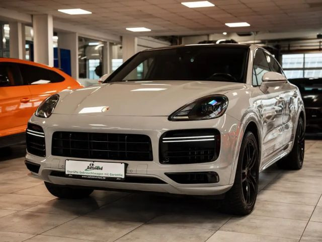 Porsche Cayenne Turbo Coupé