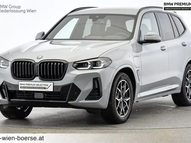 BMW X3 xDrive30e