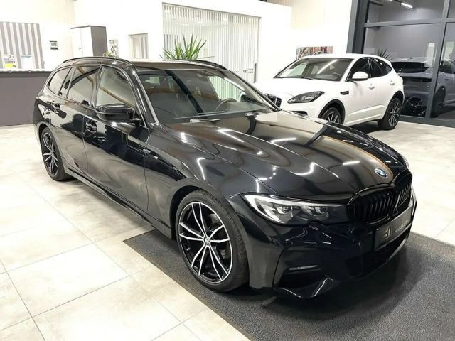 BMW 3 Serie 320 M-Sport xDrive Touring 320d