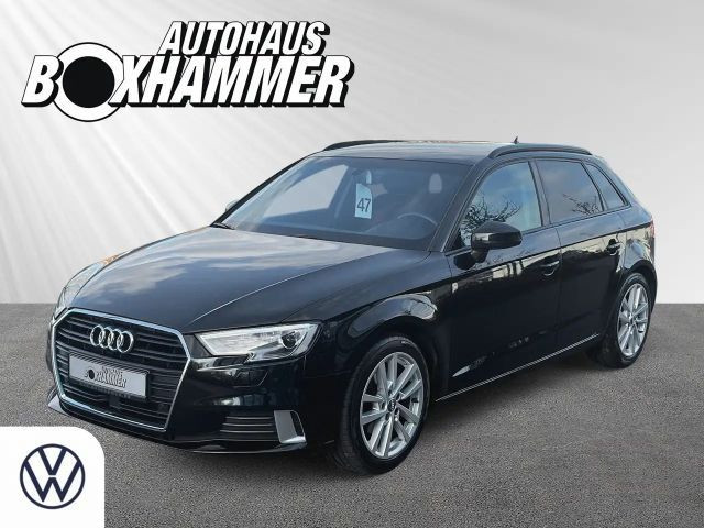 Audi A3 Sportback Sedan Sport 35 TFSI