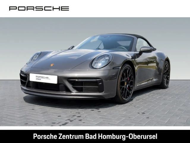 Porsche 992 GTS Cabrio Carrera 4