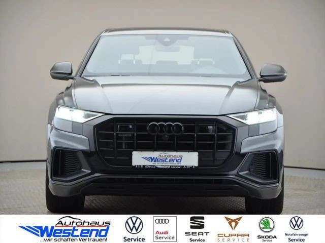 Audi Q8 Quattro S-Line 55 TFSI