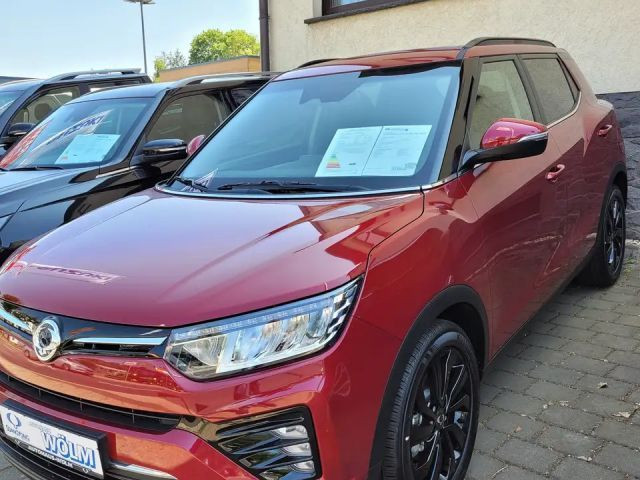 SsangYong Tivoli "BLACKLINE"*Navi*18 Zoll*LED*