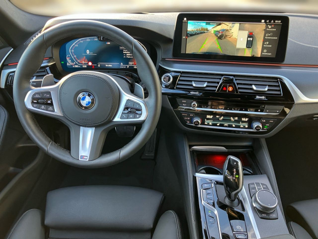 BMW 5 Serie 530 xDrive Touring 530d