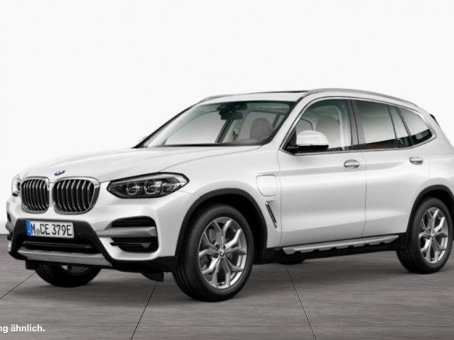 BMW X3 xDrive30e