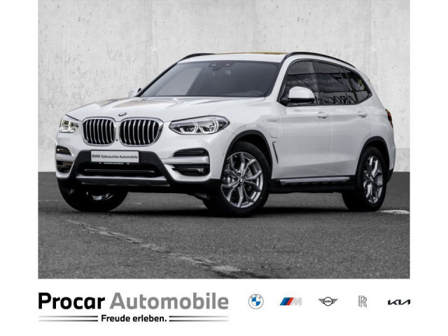 BMW X3 xDrive30e