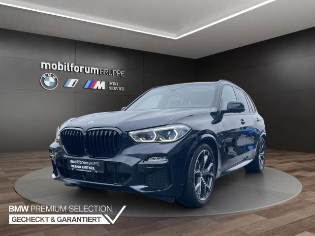 BMW X5 M50i