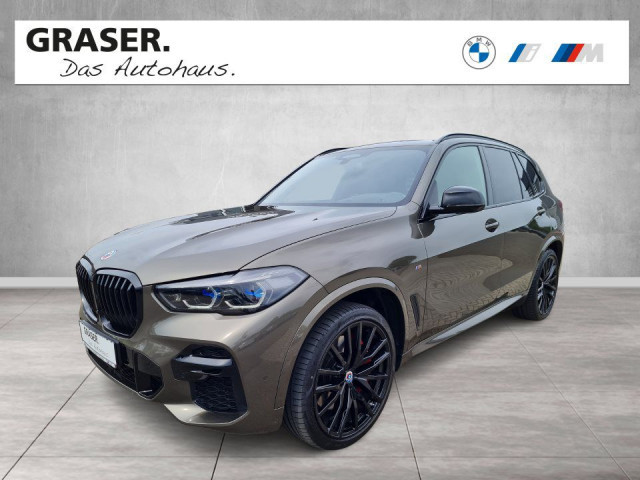 BMW X5 M50i