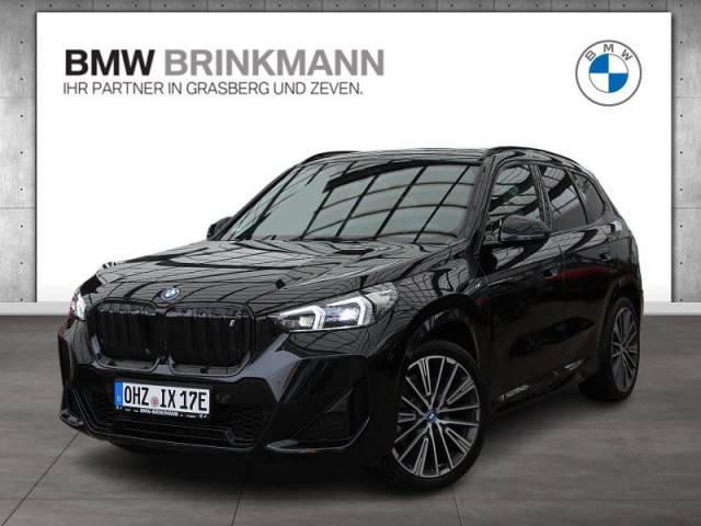 BMW iX1 xDrive30