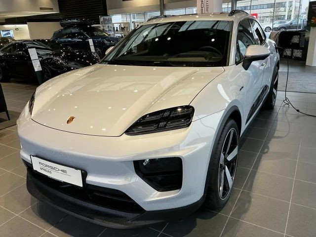 Porsche Macan 4