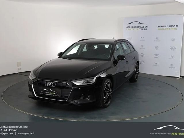 Audi A4 Avant S-Tronic 30 TDI