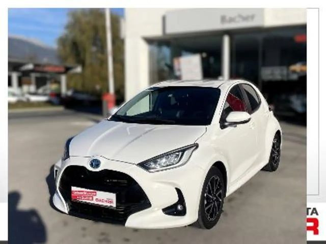 Toyota Yaris Hybride Design Paket VVT-i