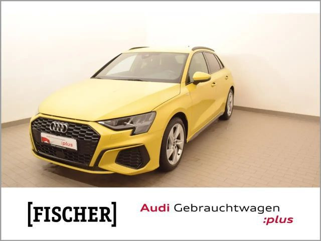 Audi A3 Sportback Sedan Quattro S-Line S-Tronic 40 TFSI