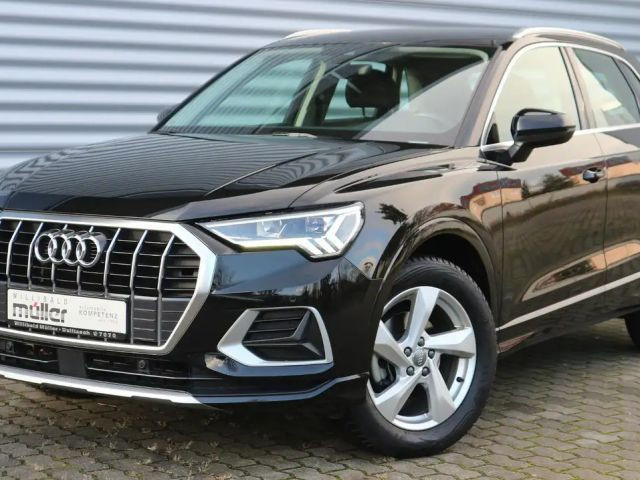 Audi Q3 advanced AHZV*LED*MMI+* . . .