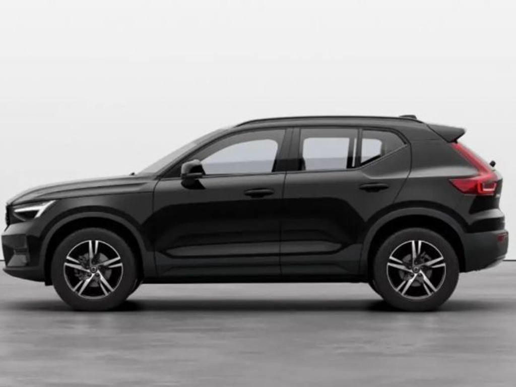 Volvo XC40 Plus Dark