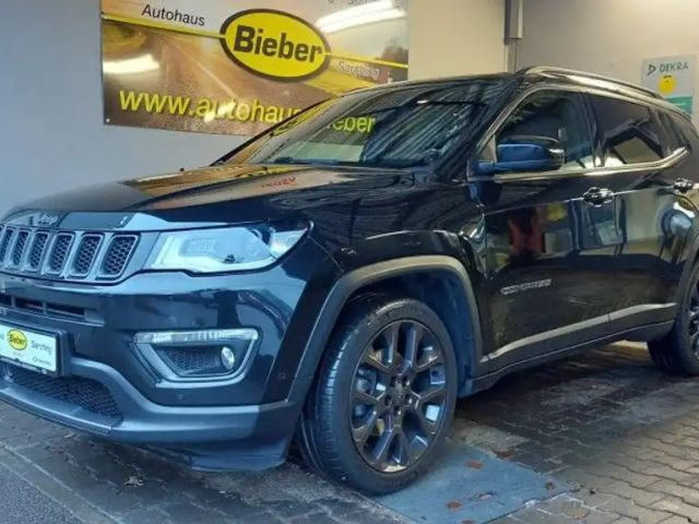 Jeep Compass 1.3 T-GDI AT S m.GARANTIE