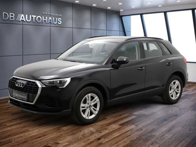 Audi Q3 S-Tronic 2.0 TDI