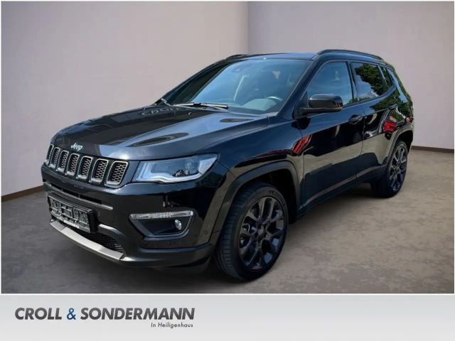 Jeep Compass Limited 4xe Hybrid