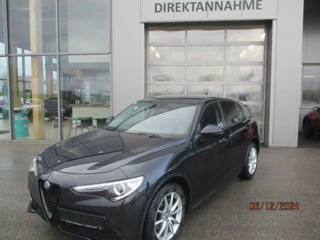 Alfa Romeo Stelvio Q4