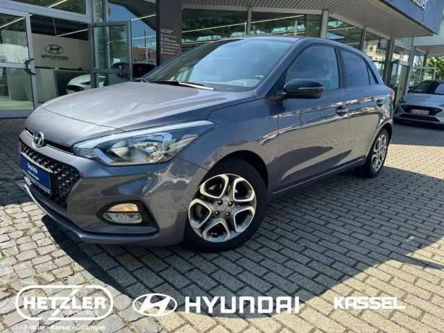 Hyundai i20 Trendline 1.0T DCT Navi Rürckfahrkamera Sitzheizun