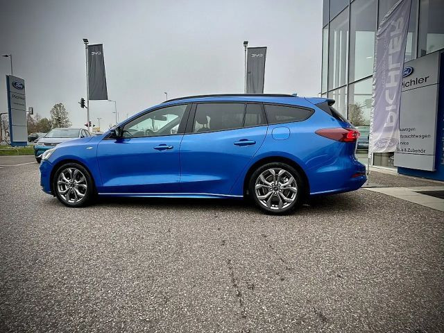 Ford Focus EcoBoost Wagon ST Line