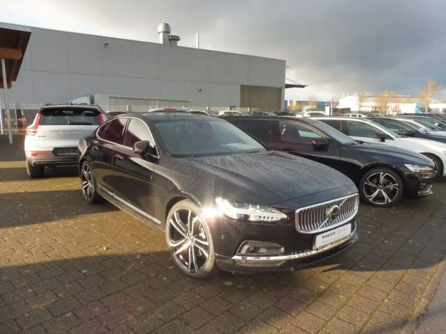 Volvo S90 AWD Ultimate Bright