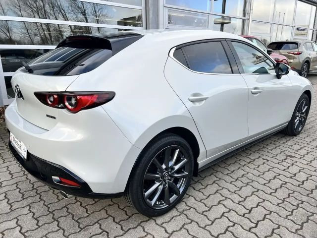 Mazda 3 SkyActiv Exclusive-line