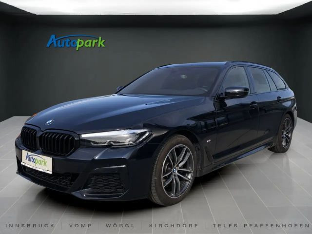 BMW 5 Serie 520 M-Sport xDrive Touring 520d