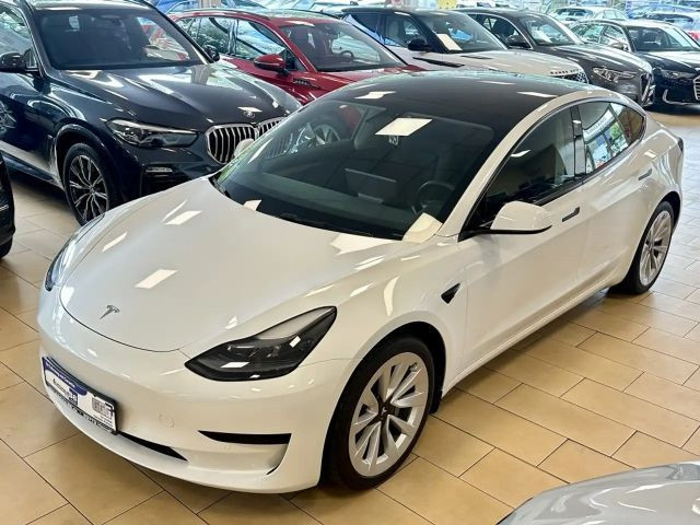 Tesla Model 3 RWD