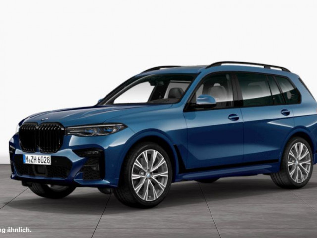 BMW X7 M50i