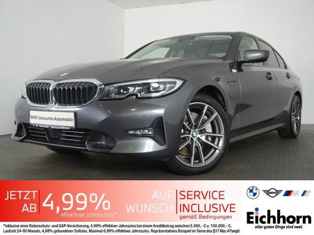 BMW 3 Serie 330 Sport Line Sedan 330e